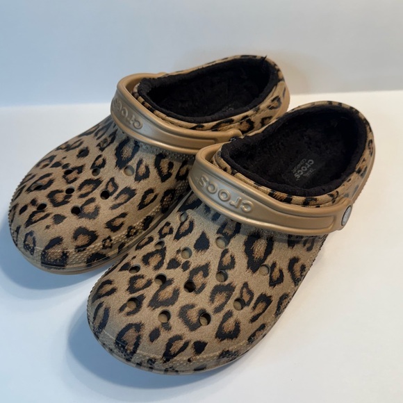 Crocs Fleece Lined Leopard Animal Print Clogs Unisex Size Men 8 /Women 10 - Picture 3 of 7